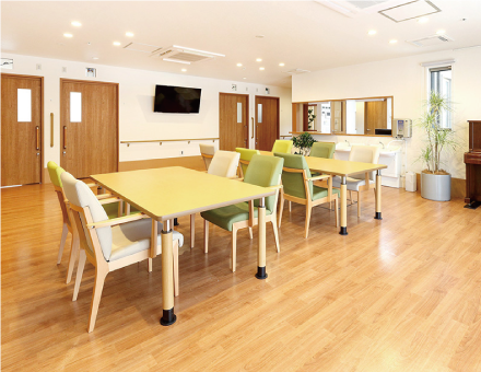 シェアーハッピネス・室内